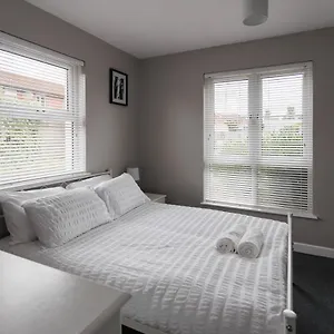 2 Bedroom Ground Floor Apartment