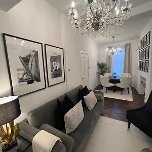Luxury - Townhouse Holiday home