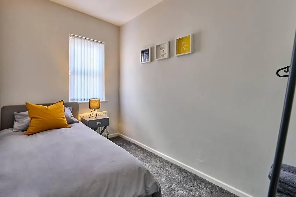 Belfast Luxury Lets - Windsor Townhouse Villa 0*,  United Kingdom