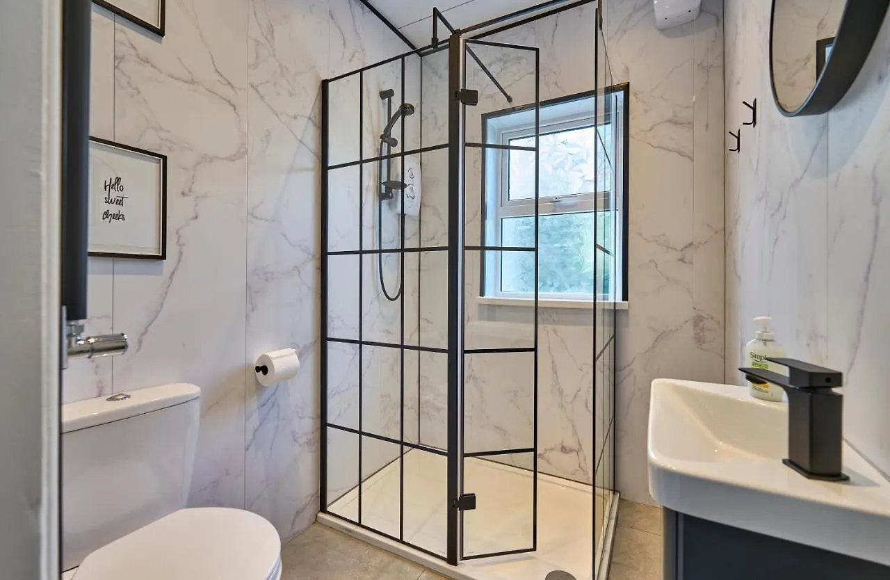 Belfast Luxury Lets - Windsor Townhouse Villa Holiday home